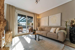 Locrimar Pool Real Padel Proximity, Marbella